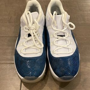 Jordan’s (men’s)